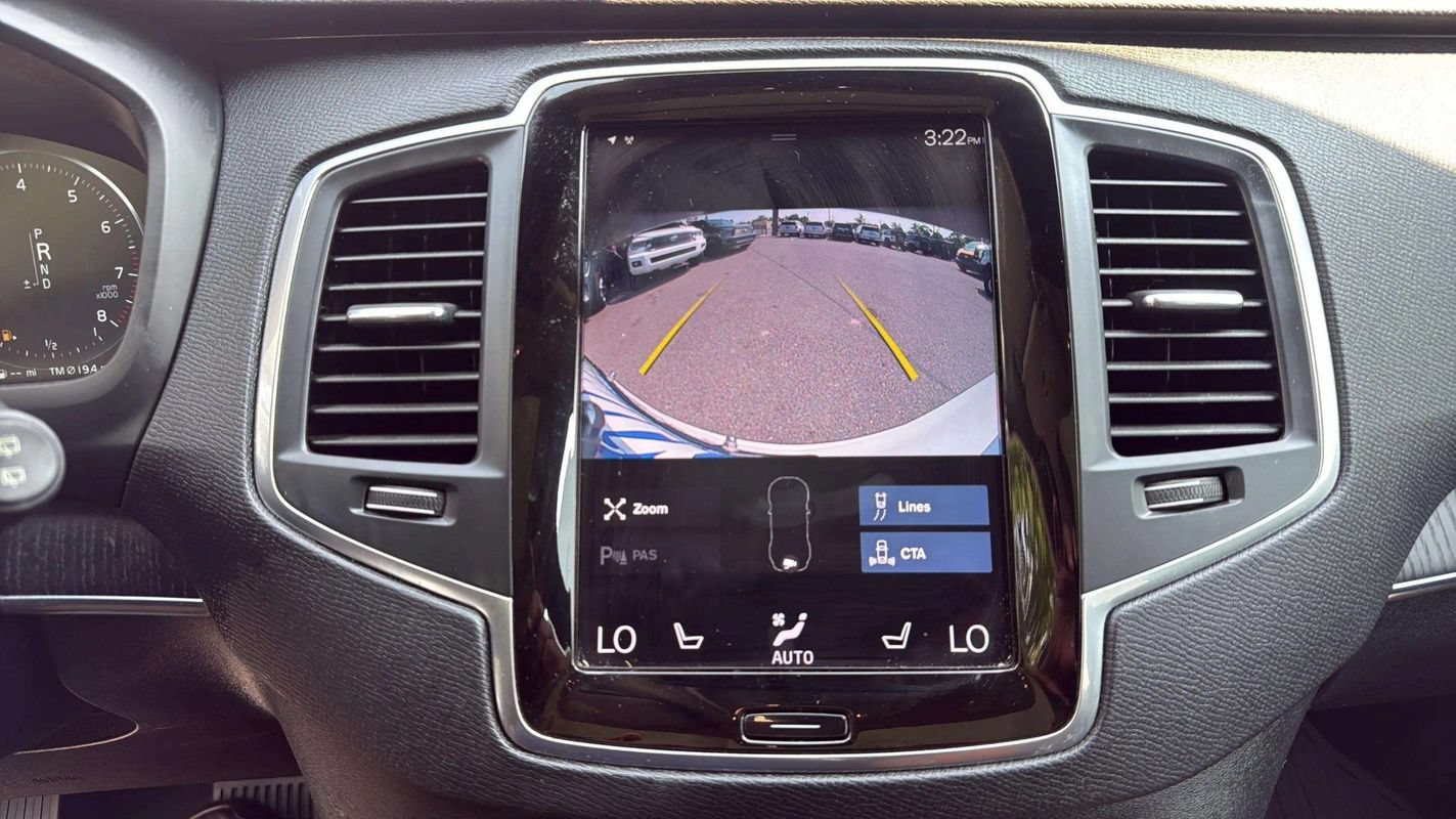 Used 2020 Volvo XC90 T5 Momentum w/ Protection Package Premier AWD/4WD image 15