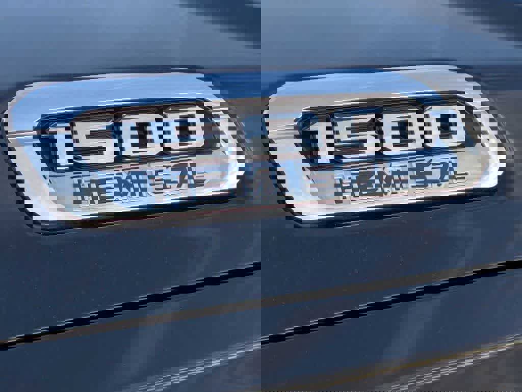 Used 2019 RAM 1500 Limited AWD/4WD image 12