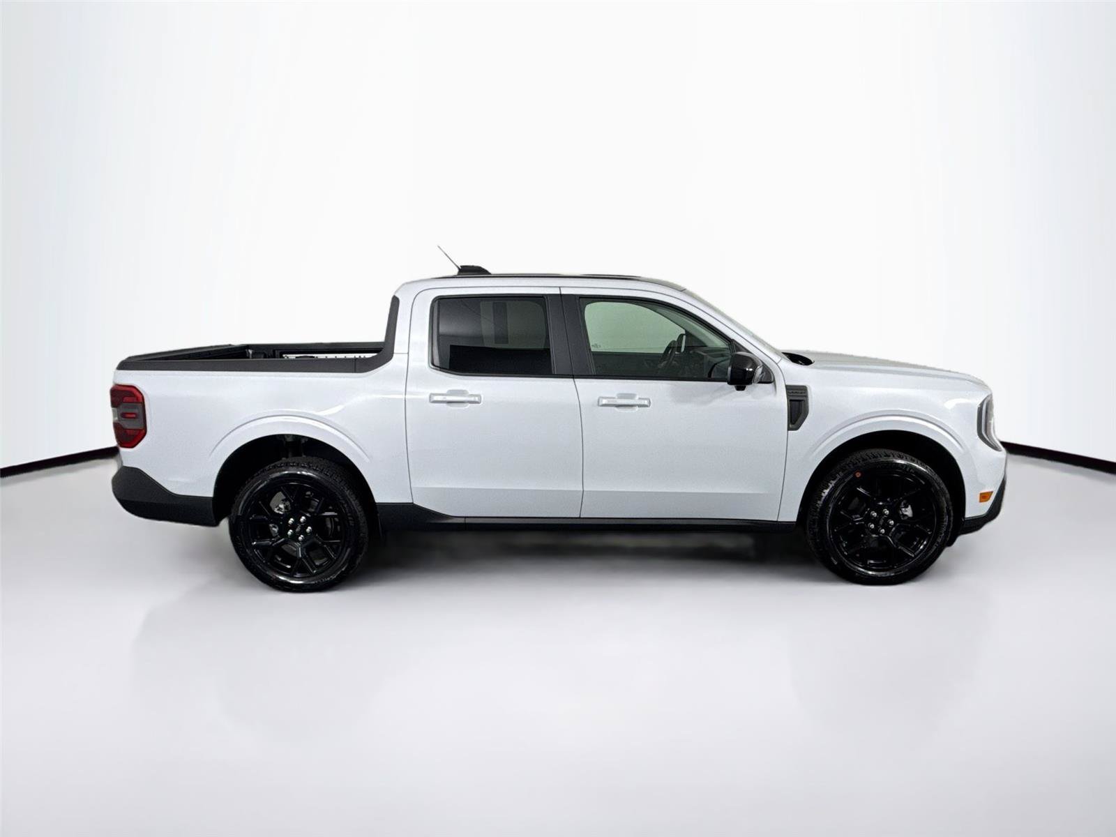 Used 2026 Ford Maverick Lariat w/ Black Appearance Package AWD/4WD image 10