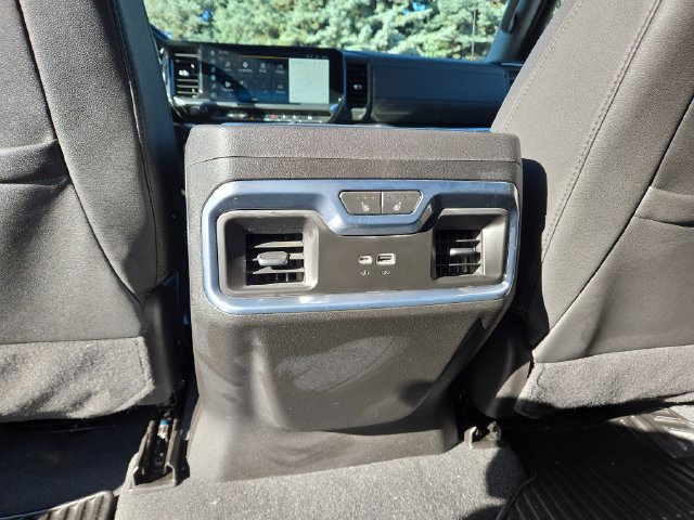 Used 2022 Chevrolet Silverado 1500 LTZ w/ Technology Package AWD/4WD image 34