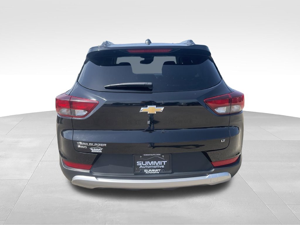 Used 2025 Chevrolet TrailBlazer LT AWD/4WD image 25