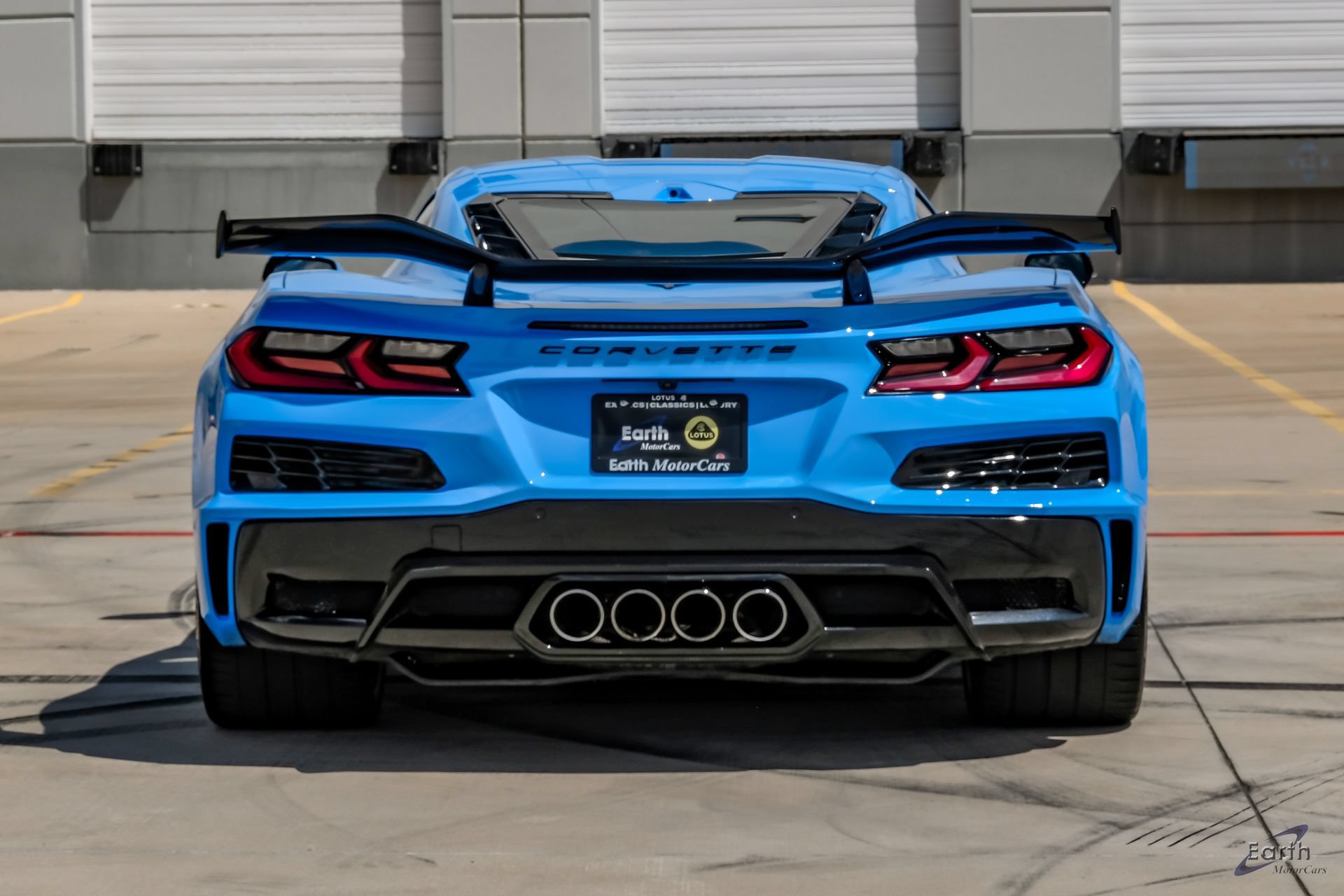Used 2024 Chevrolet Corvette Z06 w/ Z07 Performance Package RWD image 14