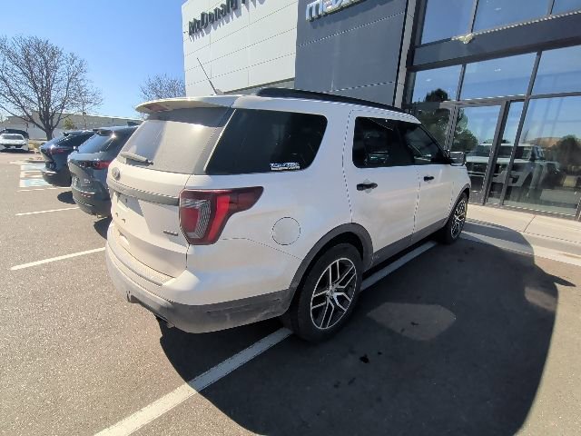 Used 2019 Ford Explorer Sport image 3