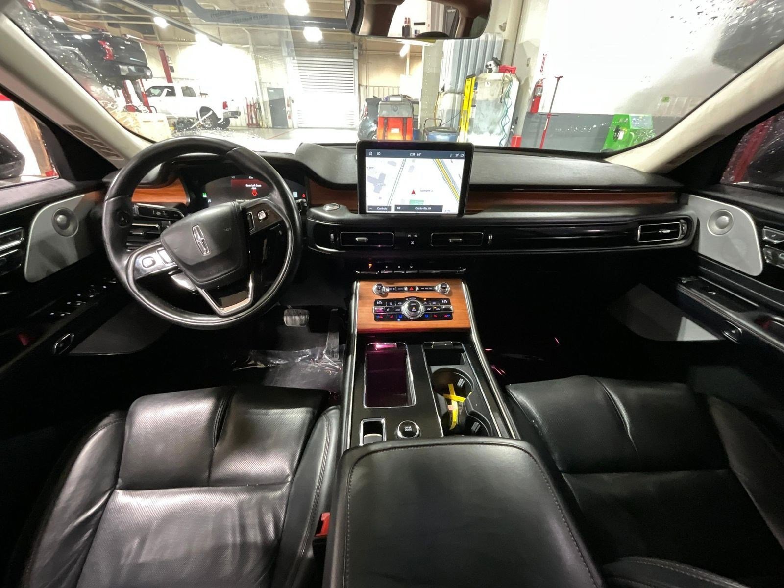 Used 2020 Lincoln Aviator Reserve w/ Equipment Group 202A AWD/4WD image 7