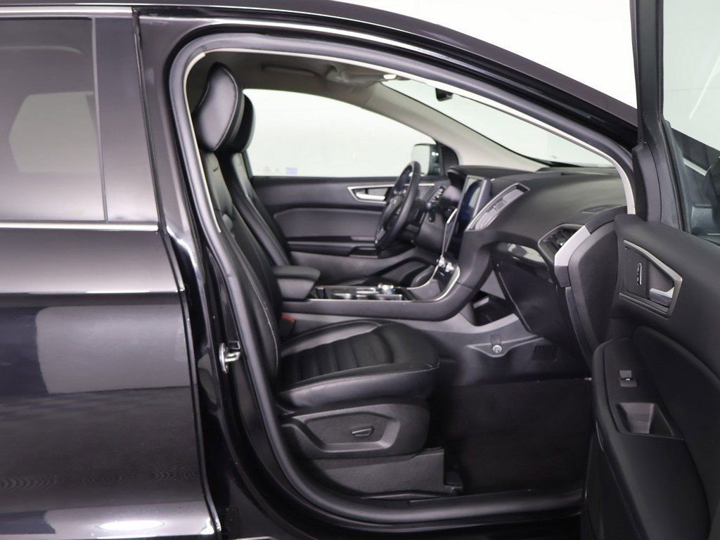 Used 2023 Ford Edge SEL w/ Convenience Package image 28