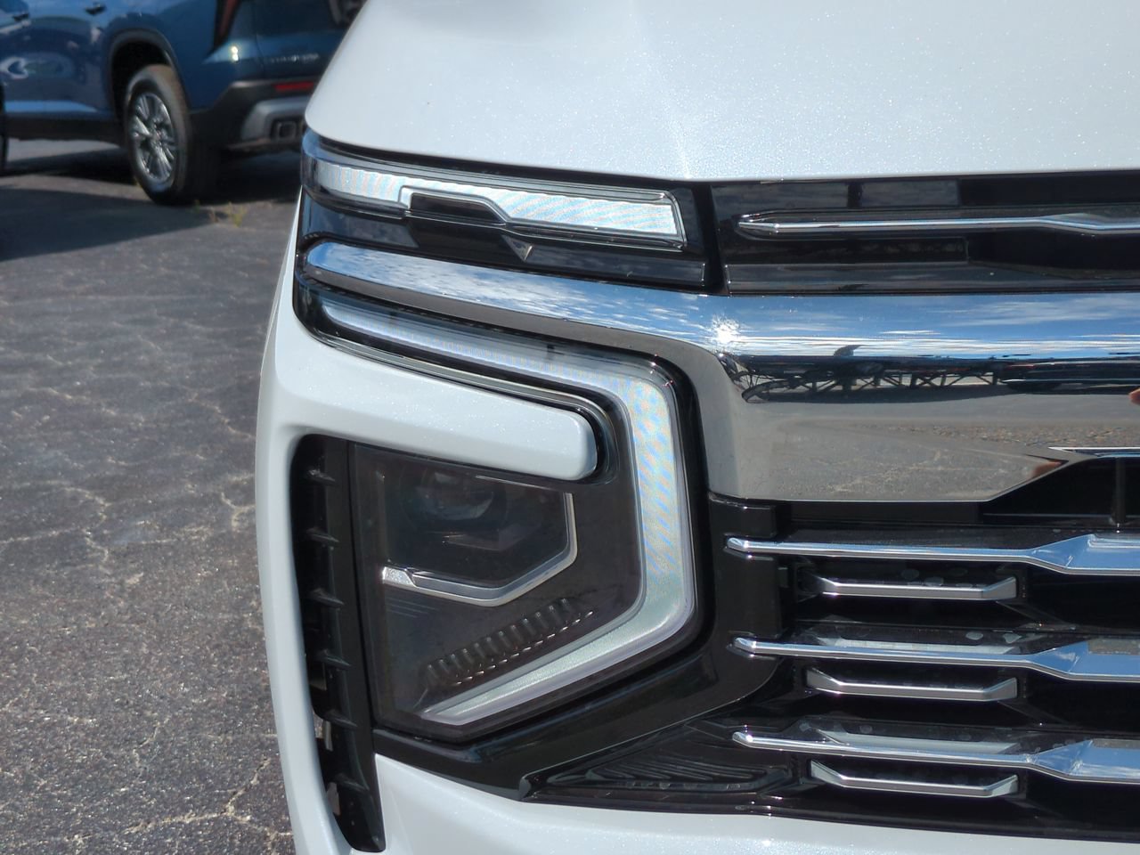 New 2026 Chevrolet Suburban Premier RWD image 10