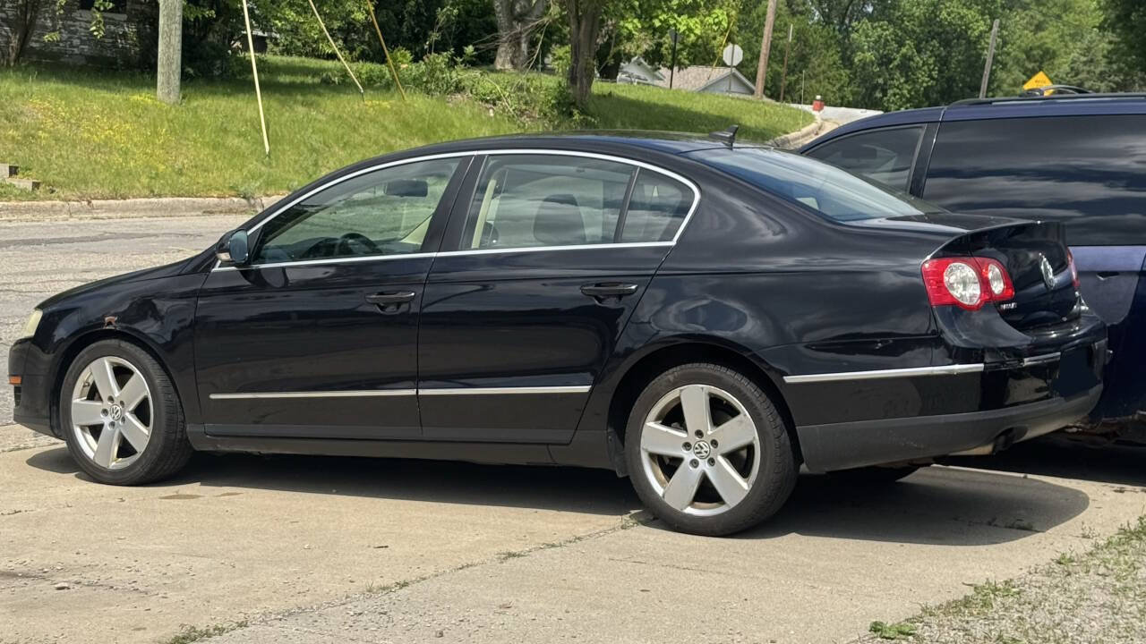 Used 2009 Volkswagen Passat Komfort FWD image 4