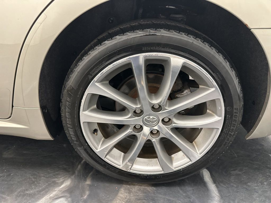 Used 2015 Toyota Avalon XLE Touring FWD image 25