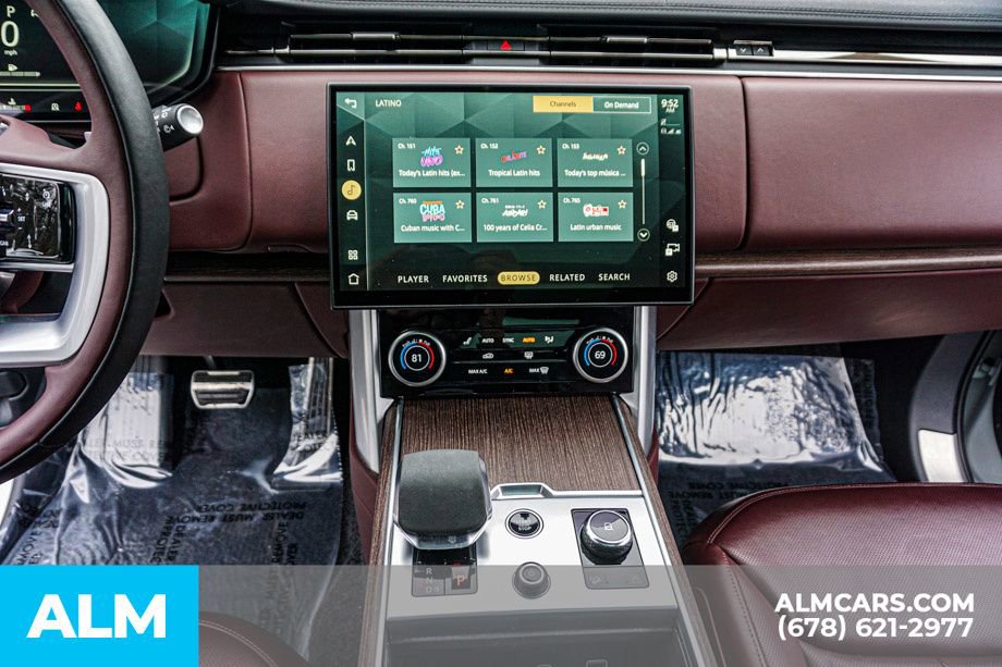 Used 2023 Land Rover Range Rover SE image 39