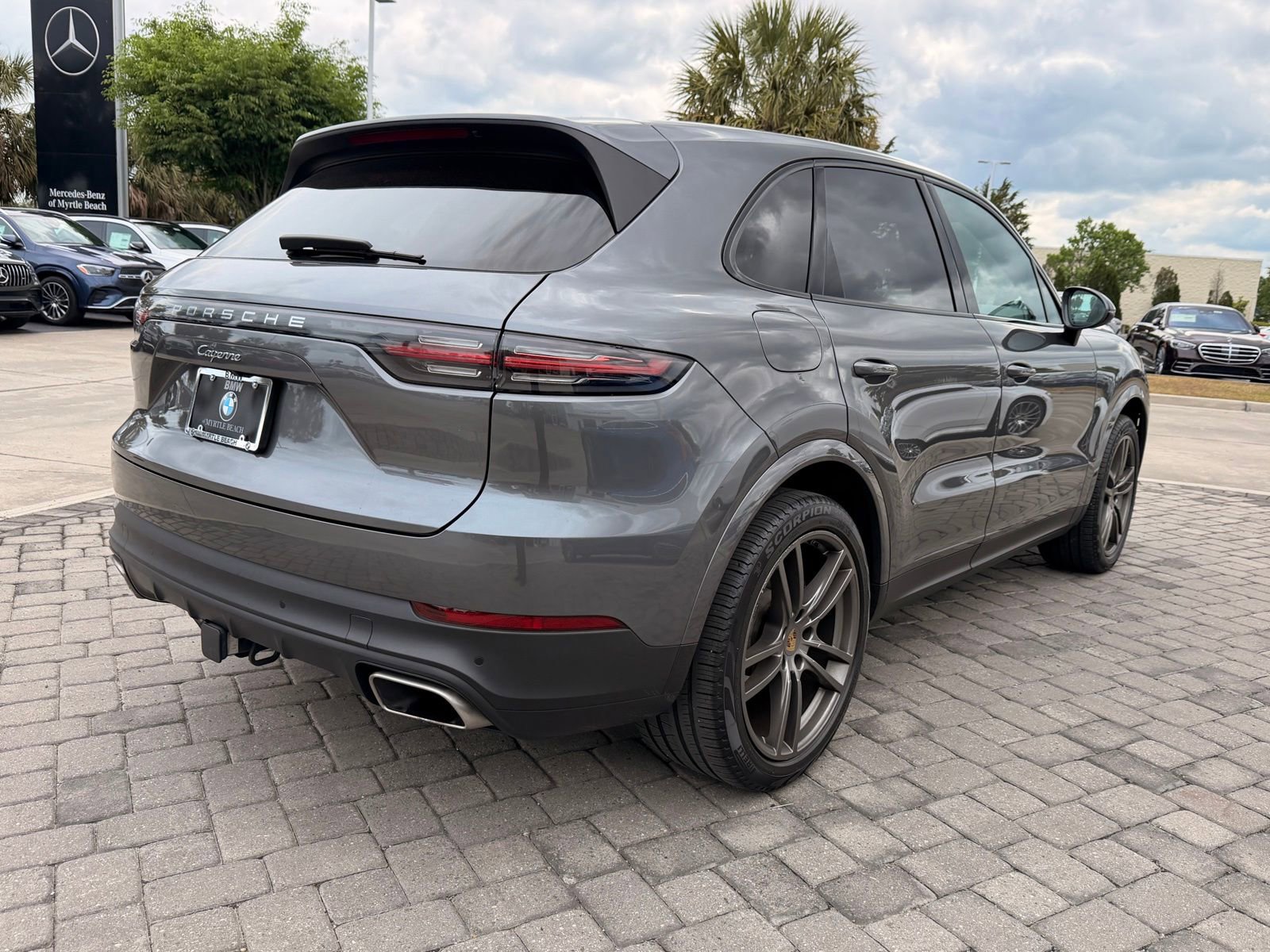 Used 2021 Porsche Cayenne AWD/4WD image 9