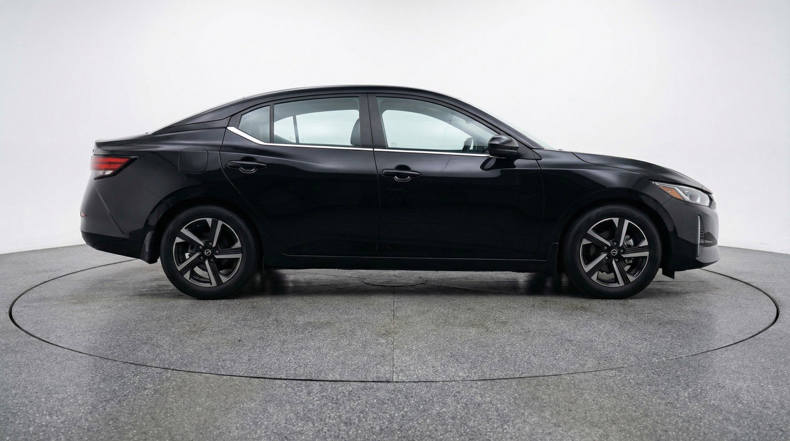 Used 2025 Nissan Sentra SV FWD image 11