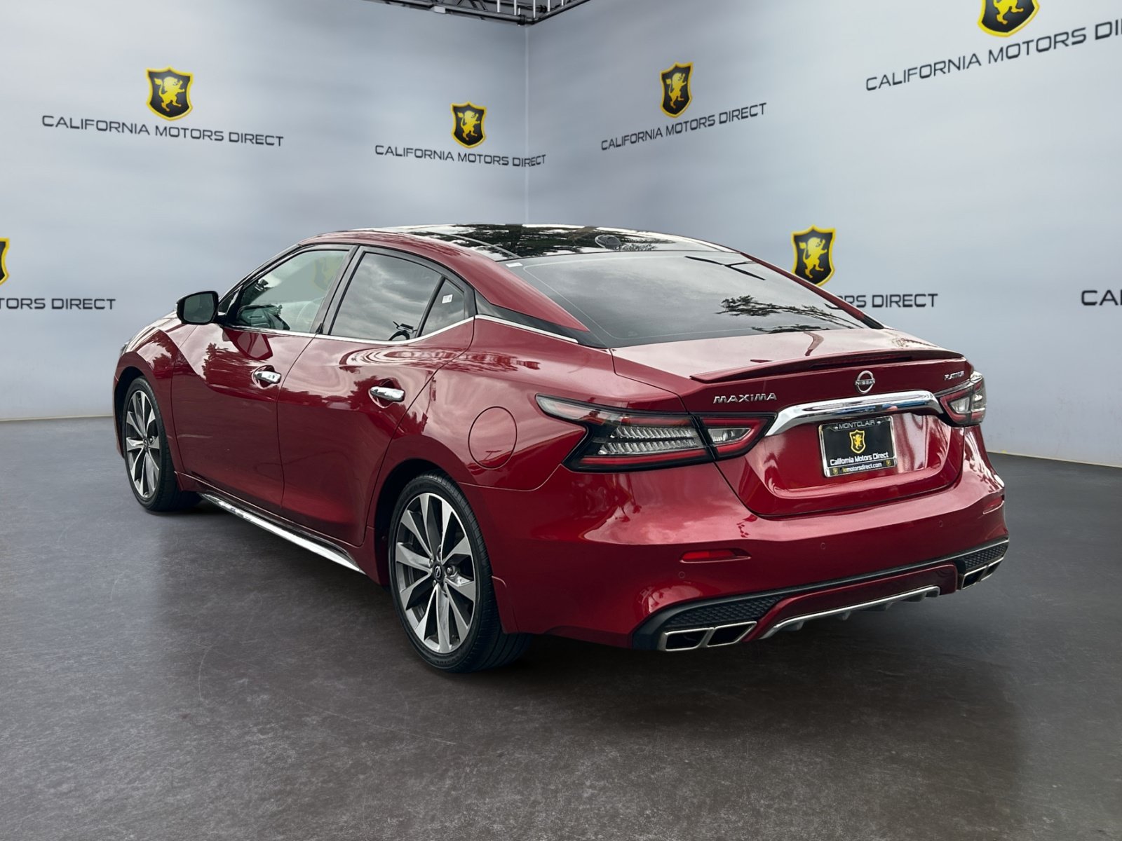 Used 2023 Nissan Maxima Platinum w/ Sport Mat Group FWD image 3