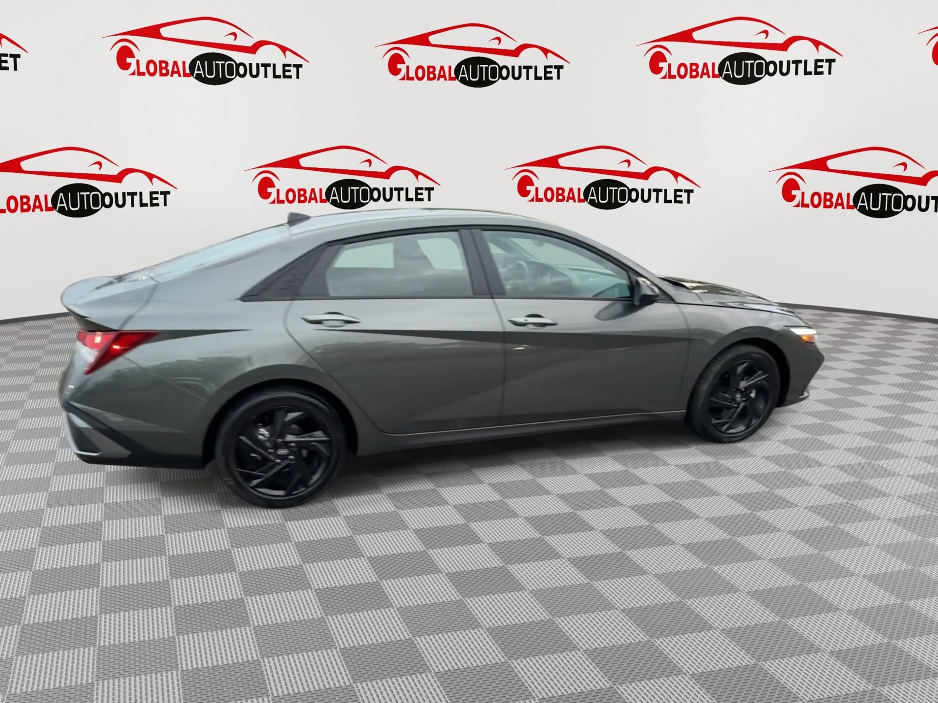 Used 2026 Hyundai Elantra Sport FWD image 8