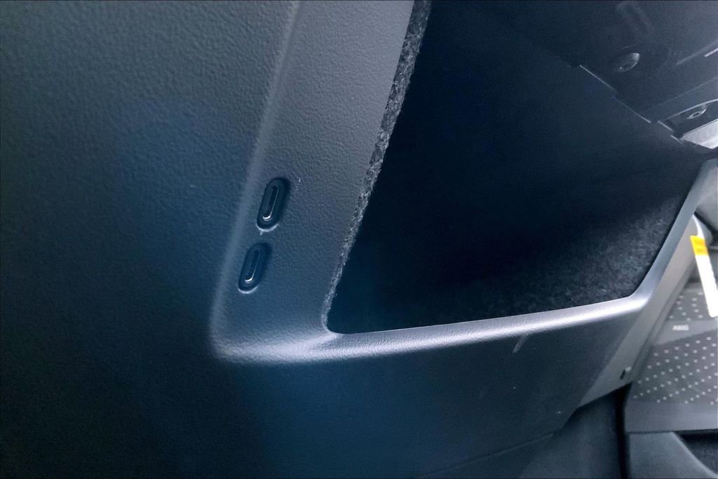 New 2026 Cadillac Optiq Sport 2 image 19