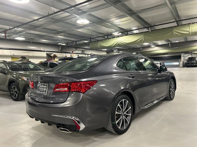 Used 2018 Acura TLX V6 SH-AWD w/ Technology Pkg image 2