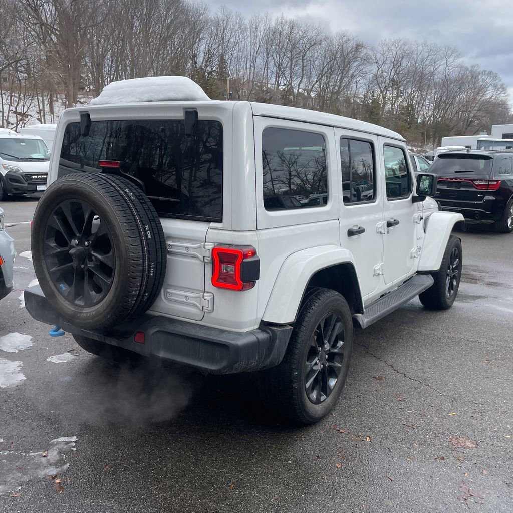 Used 2022 Jeep Wrangler Unlimited Sahara w/ Cold Weather Group image 7