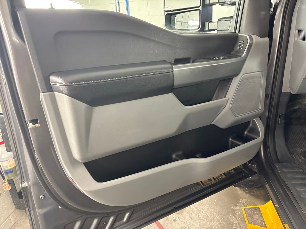 Used 2023 Ford F350 XLT w/ 360-Degree Camera Package image 13