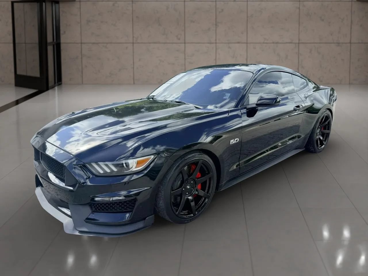 Used 2015 Ford Mustang GT Premium RWD image 7