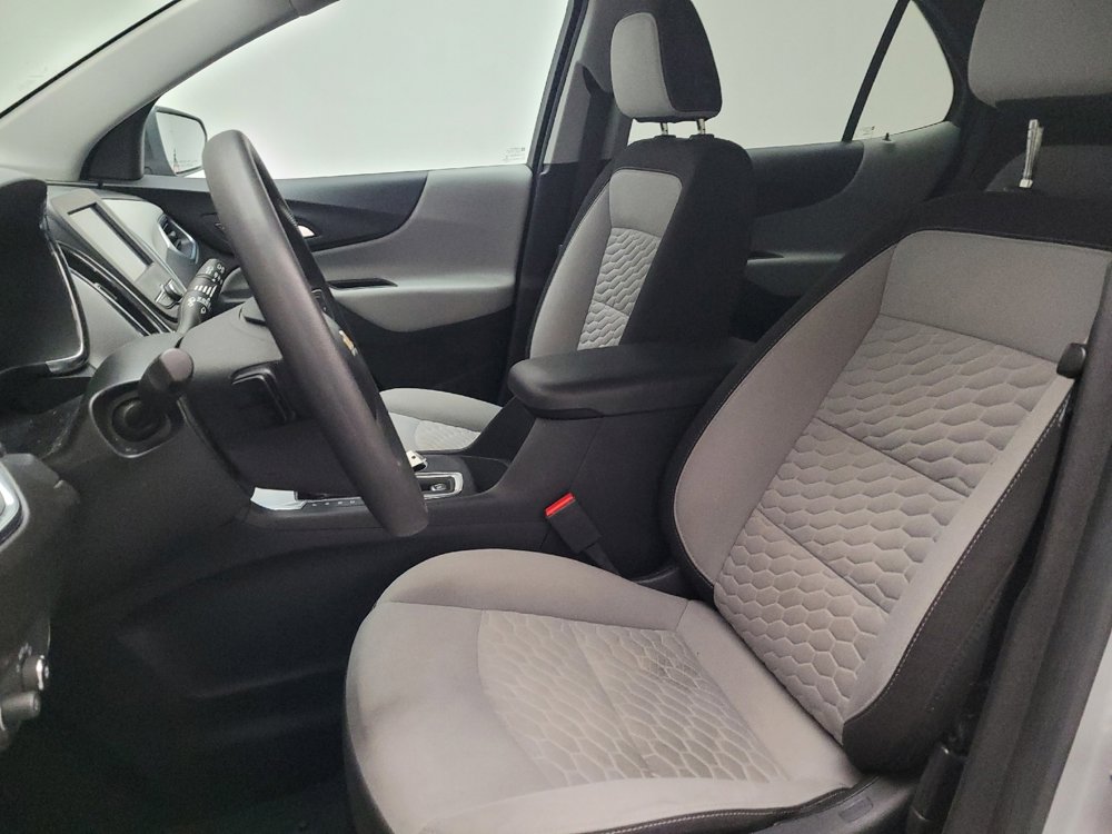 Used 2020 Chevrolet Equinox LT w/ LPO, Floor Liner Package image 17