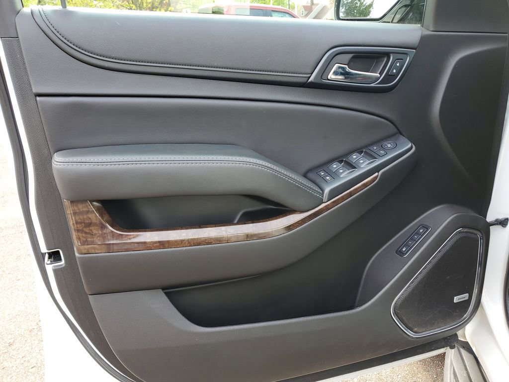 Used 2018 Chevrolet Suburban LT AWD/4WD image 14