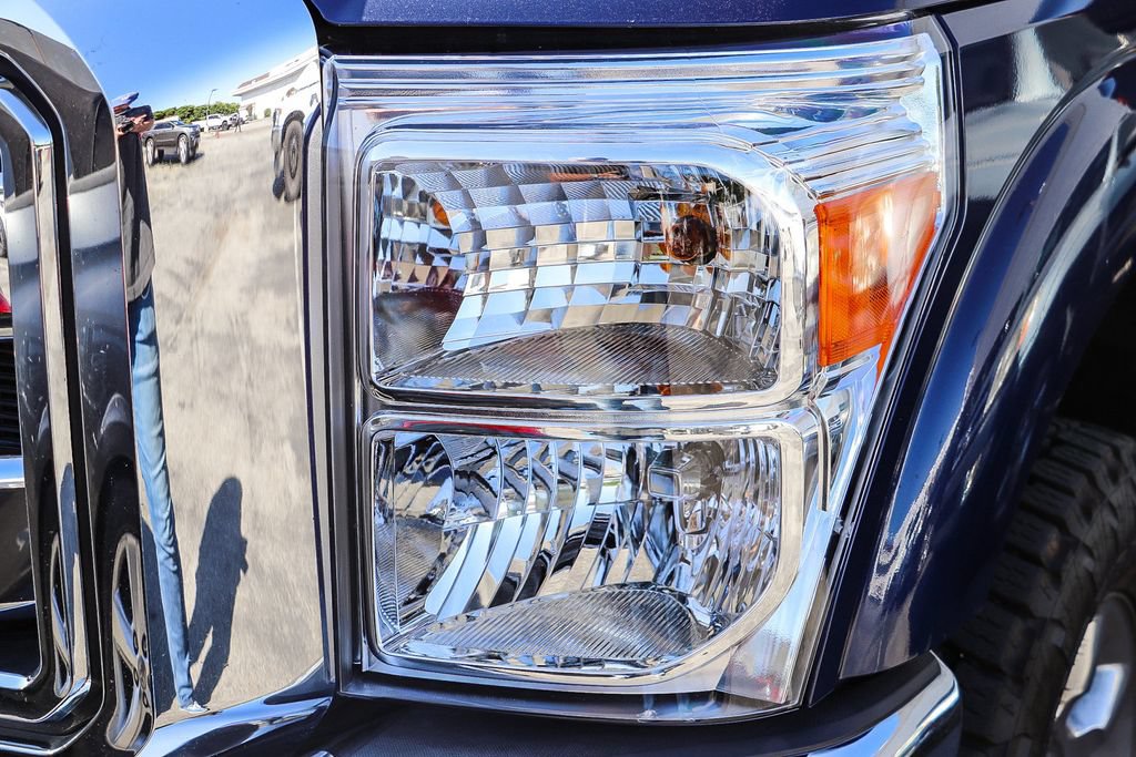 Used 2011 Ford F350 Lariat w/ Lariat Ultimate Pkg AWD/4WD image 3