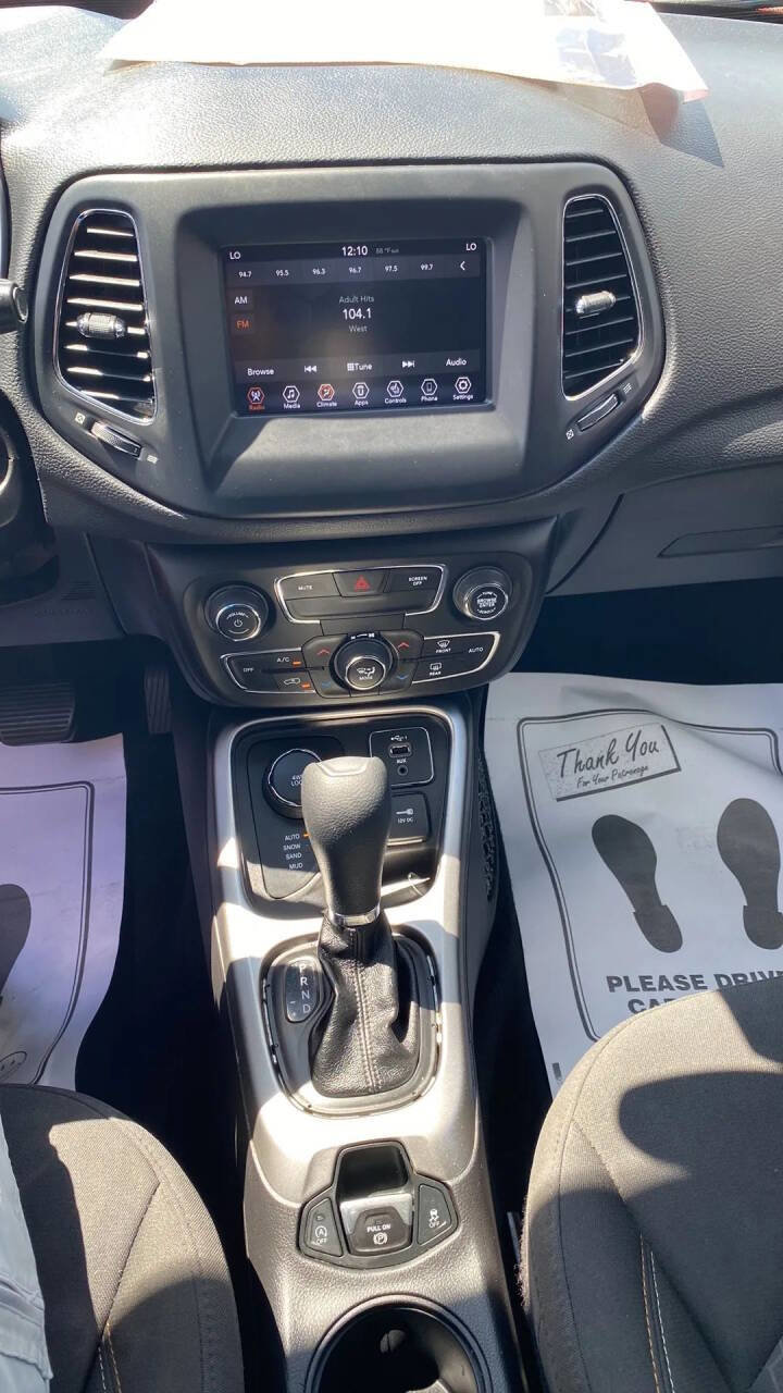 Used 2020 Jeep Compass Sport w/ Cold Weather Group image 18