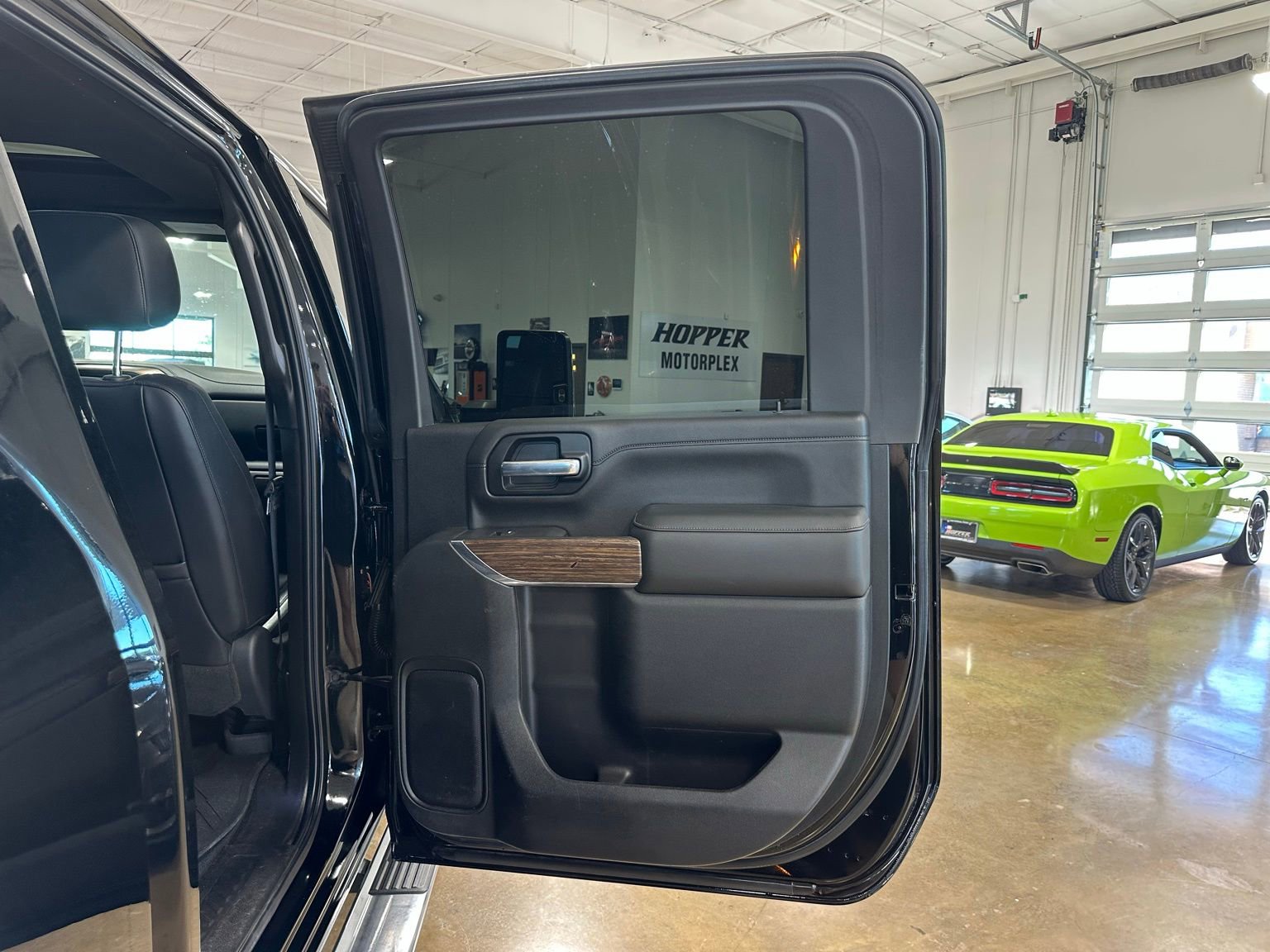 Used 2021 Chevrolet Silverado 3500 High Country image 40