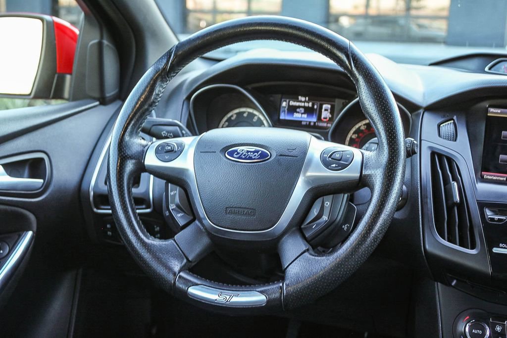 Used 2013 Ford Focus ST FWD image 19