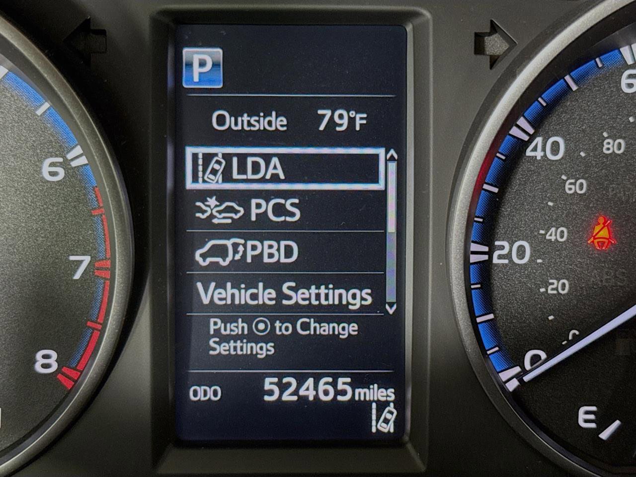 Used 2017 Toyota RAV4 XLE image 15