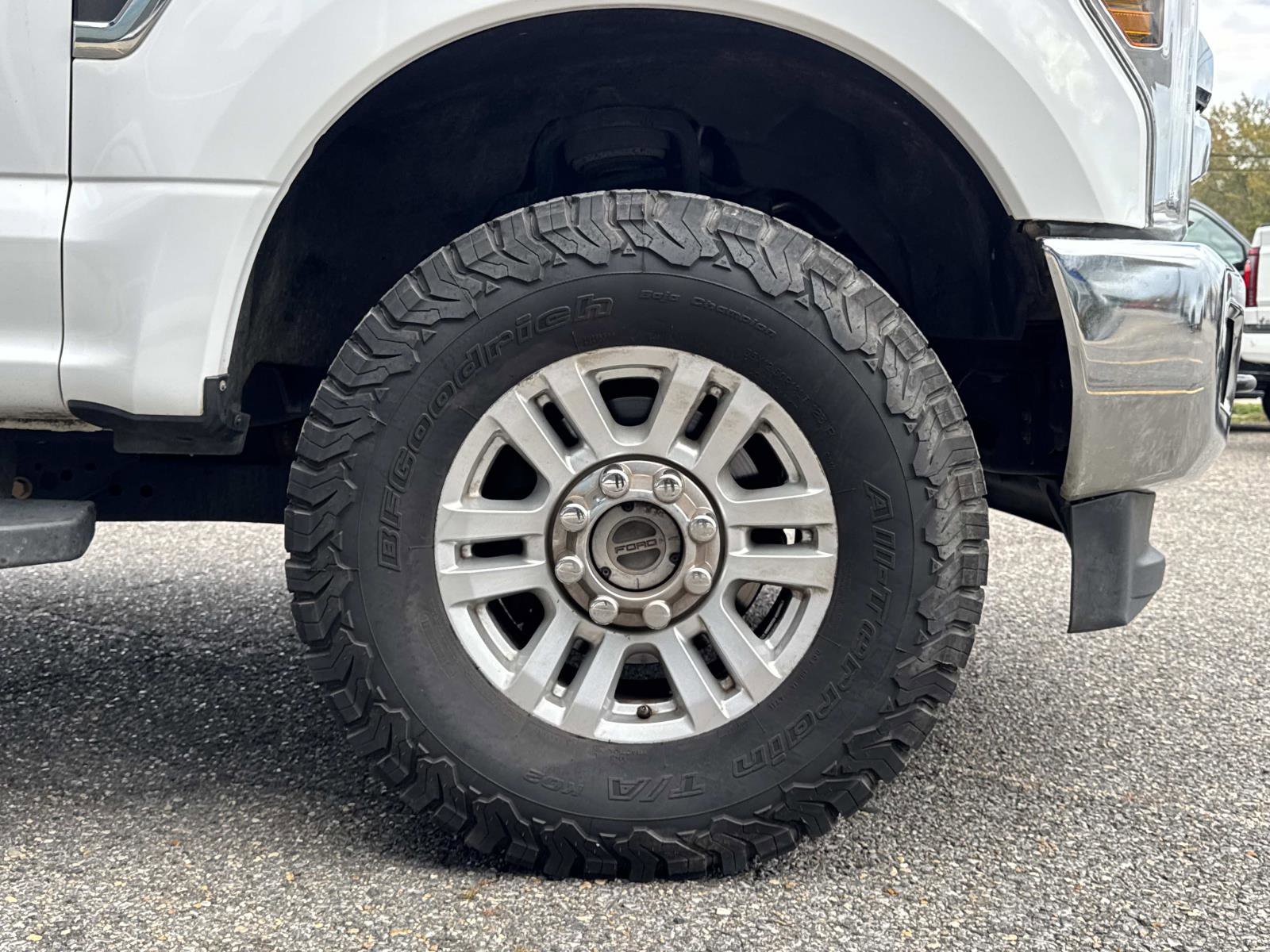 Used 2018 Ford F250 XLT w/ XLT Value Package image 3