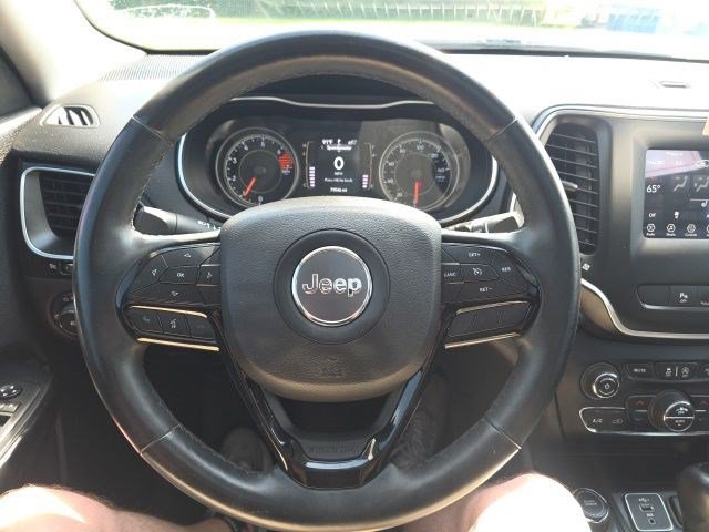 Certified 2019 Jeep Cherokee Latitude Plus AWD/4WD image 18