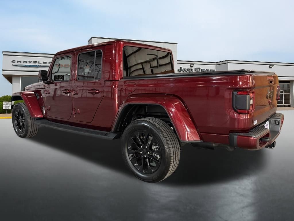 Used 2021 Jeep Gladiator Overland image 3