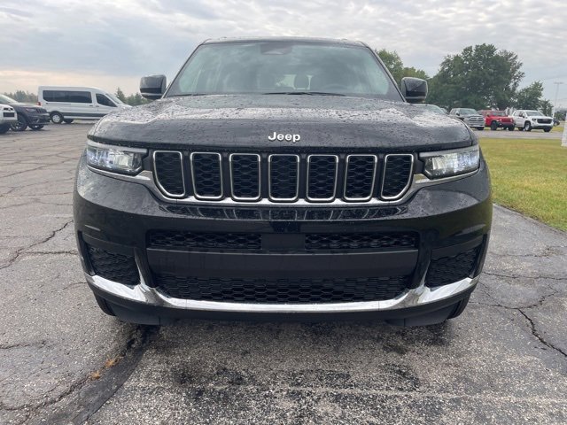 Used 2024 Jeep Grand Cherokee L Laredo image 6