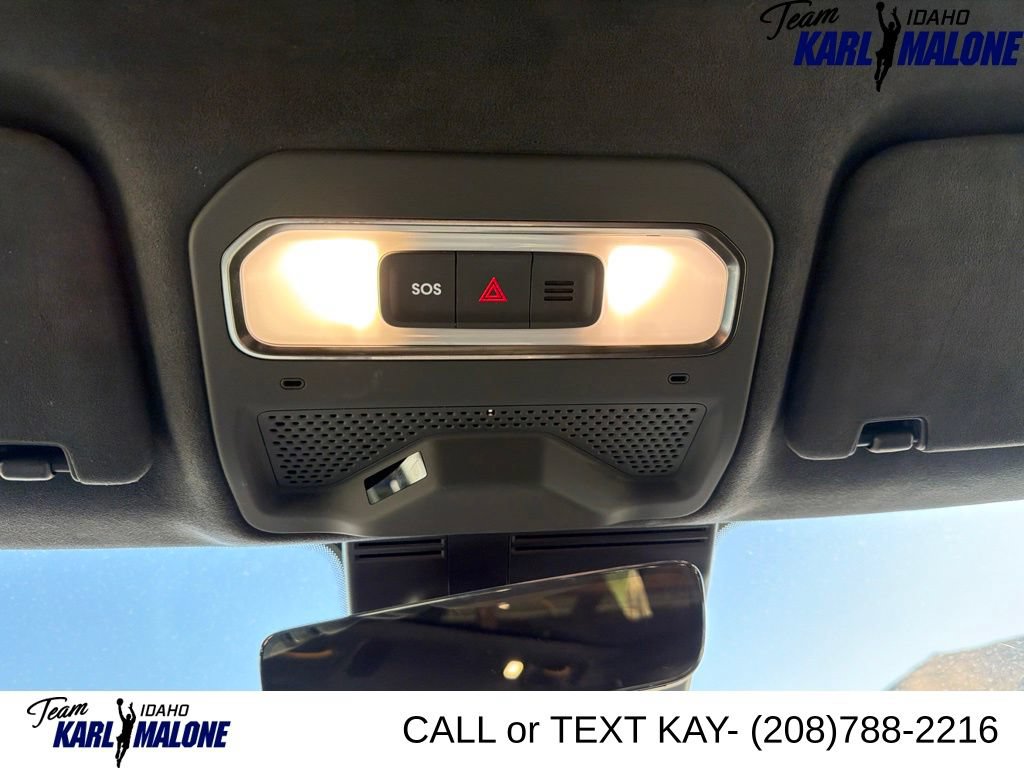 Used 2023 Rivian R1S Adventure AWD/4WD image 47