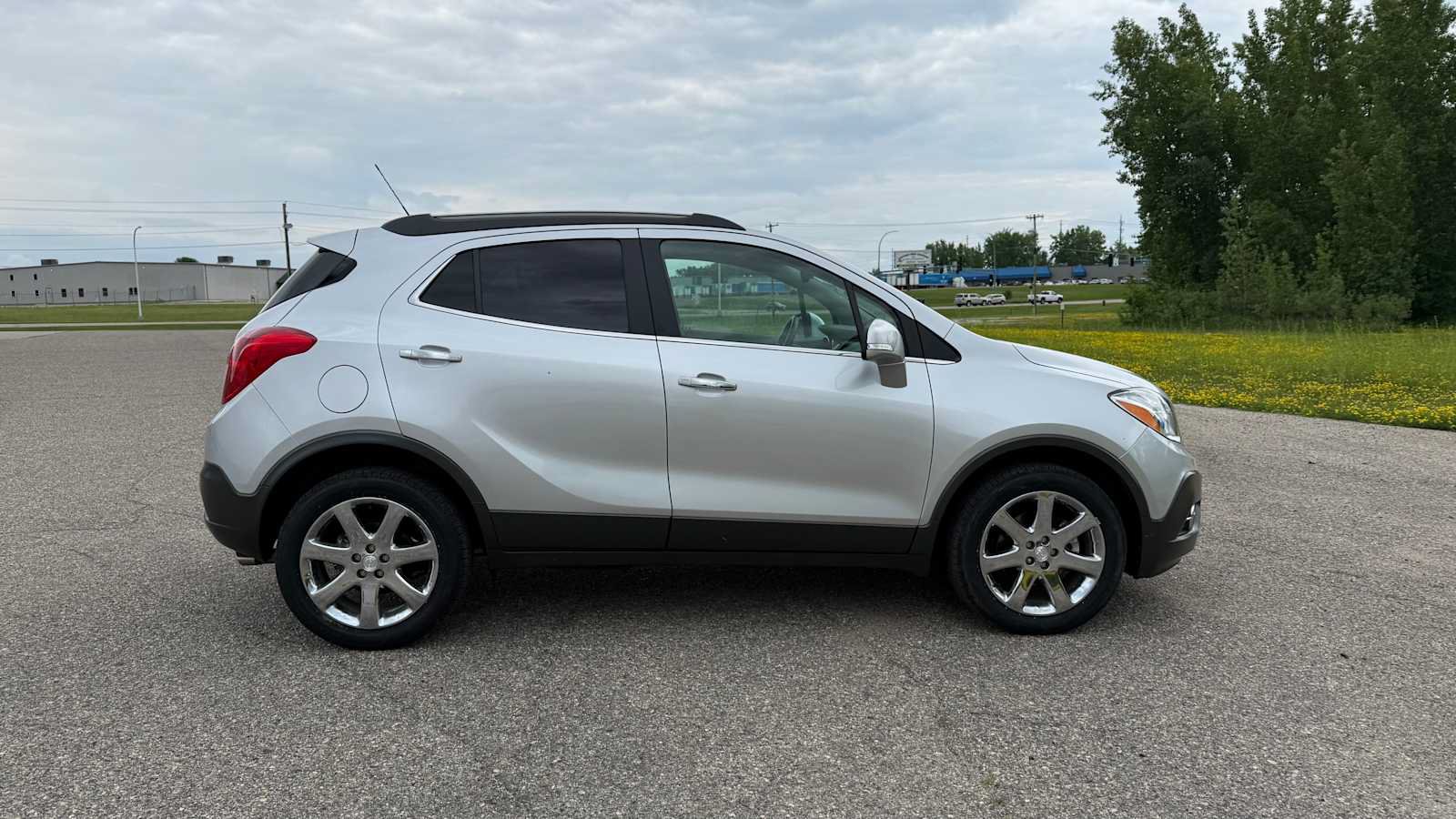 Used 2016 Buick Encore Leather w/ Experience Buick Package AWD/4WD image 3