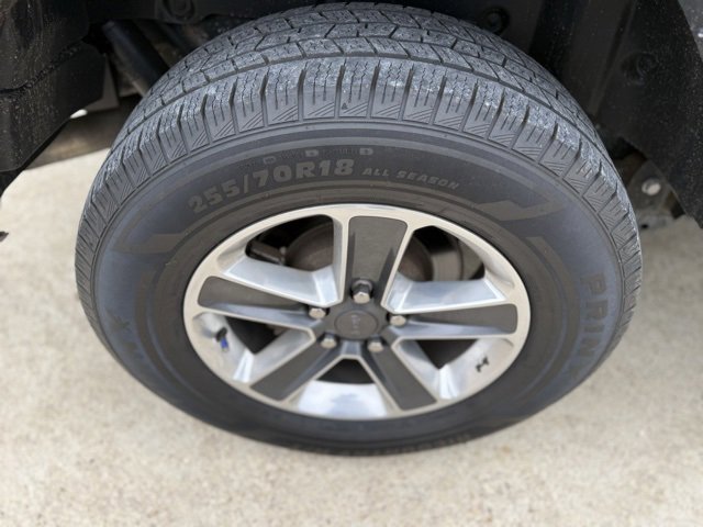 Used 2018 Jeep Wrangler Unlimited Sahara image 20