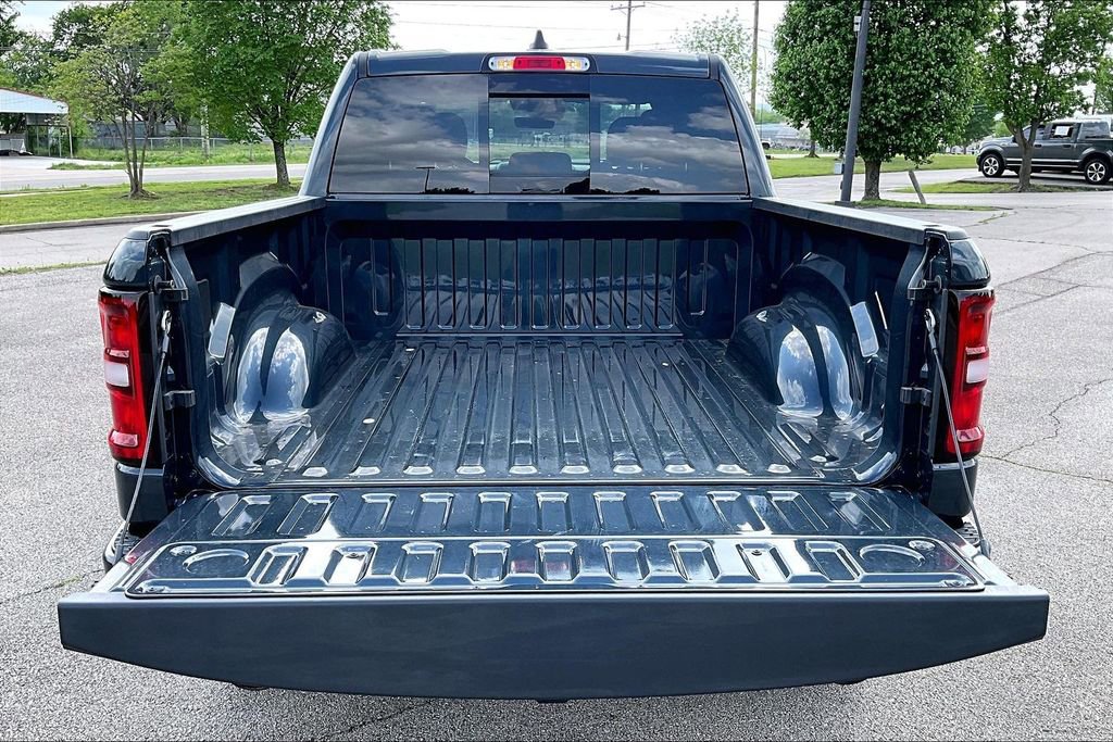 Used 2025 RAM 1500 Classic Warlock image 32