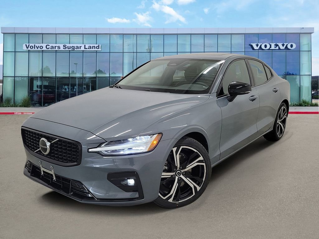 Used 2024 Volvo S60 B5 Core AWD/4WD image 1