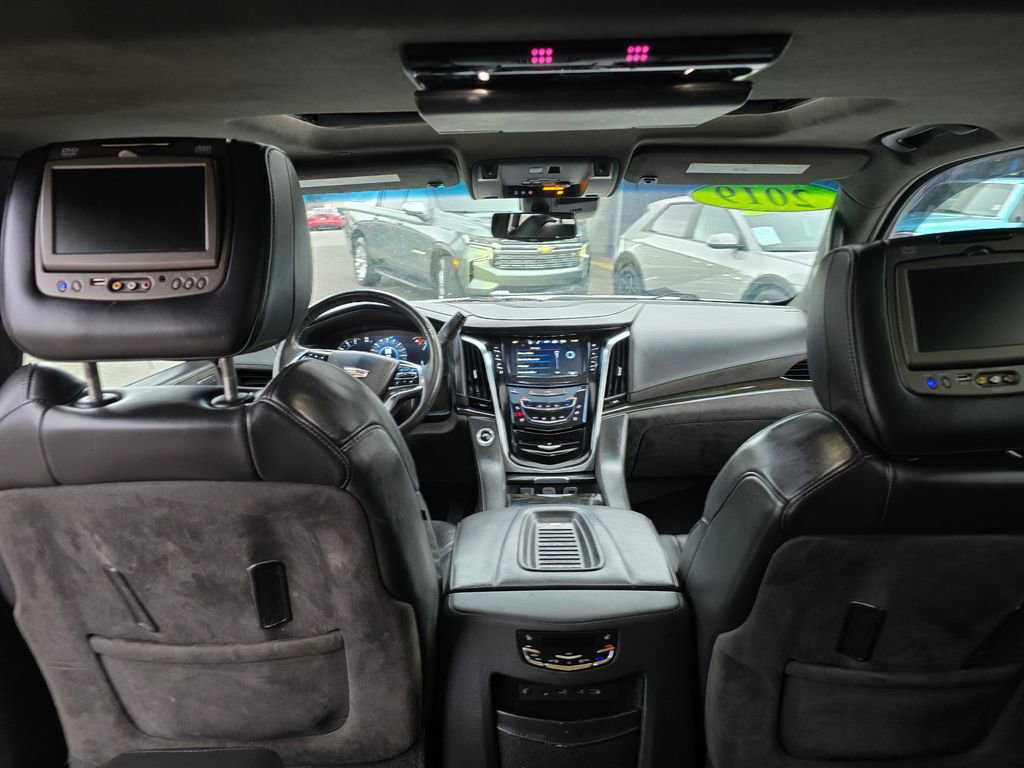 Used 2019 Cadillac Escalade ESV Platinum AWD/4WD image 20