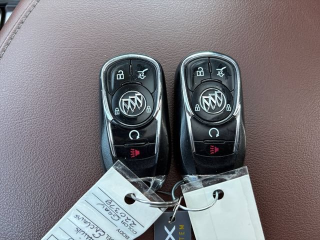 Used 2018 Buick Enclave Avenir AWD/4WD image 23