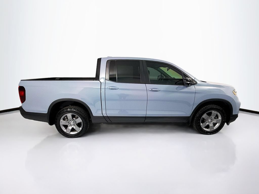 Certified 2025 Honda Ridgeline TrailSport image 4