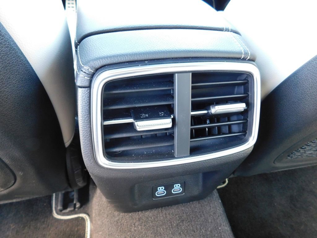 Used 2026 Genesis G70 3.3T Sport Prestige image 14