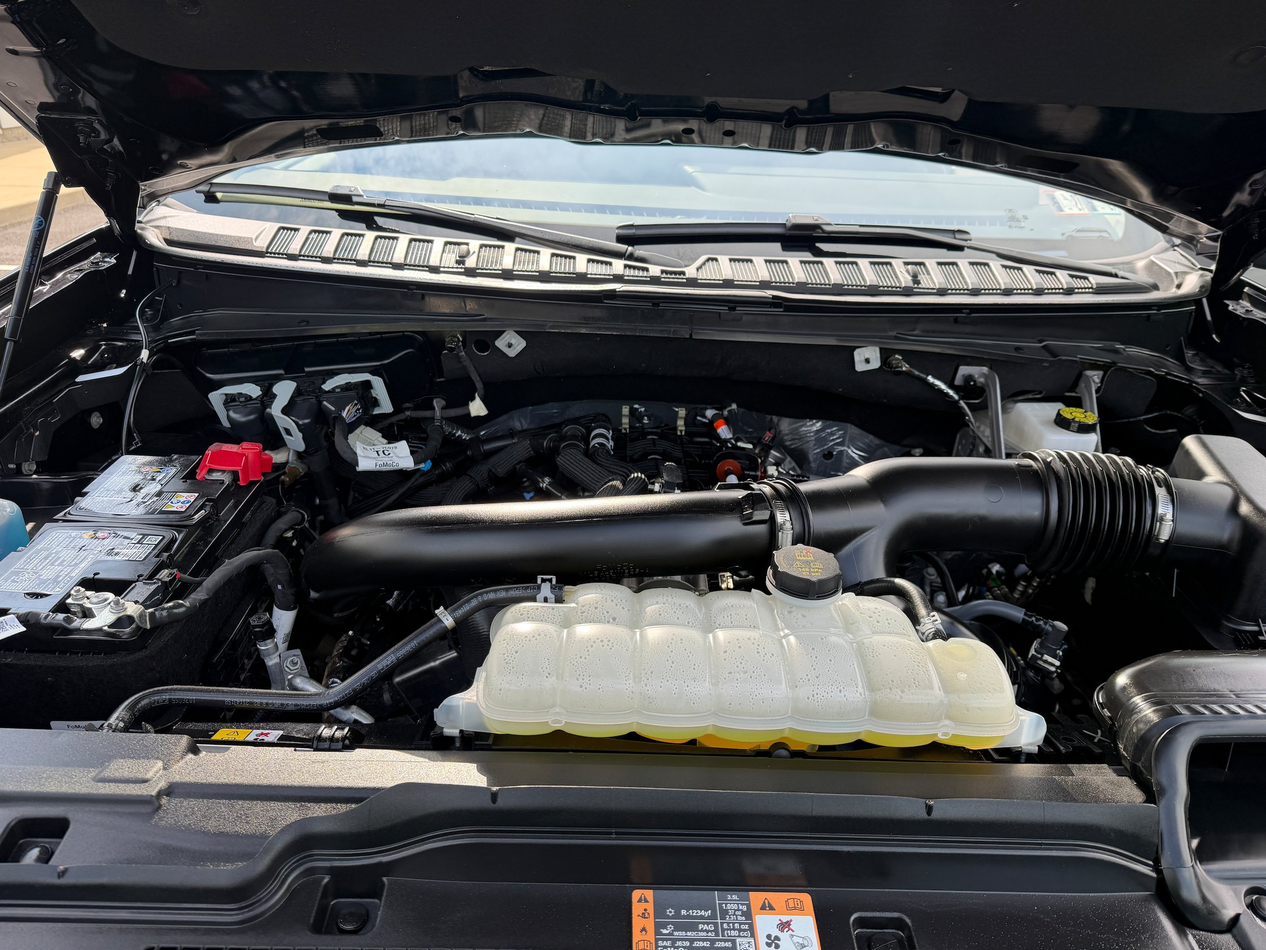 Certified 2025 Ford Expedition Active AWD/4WD image 15