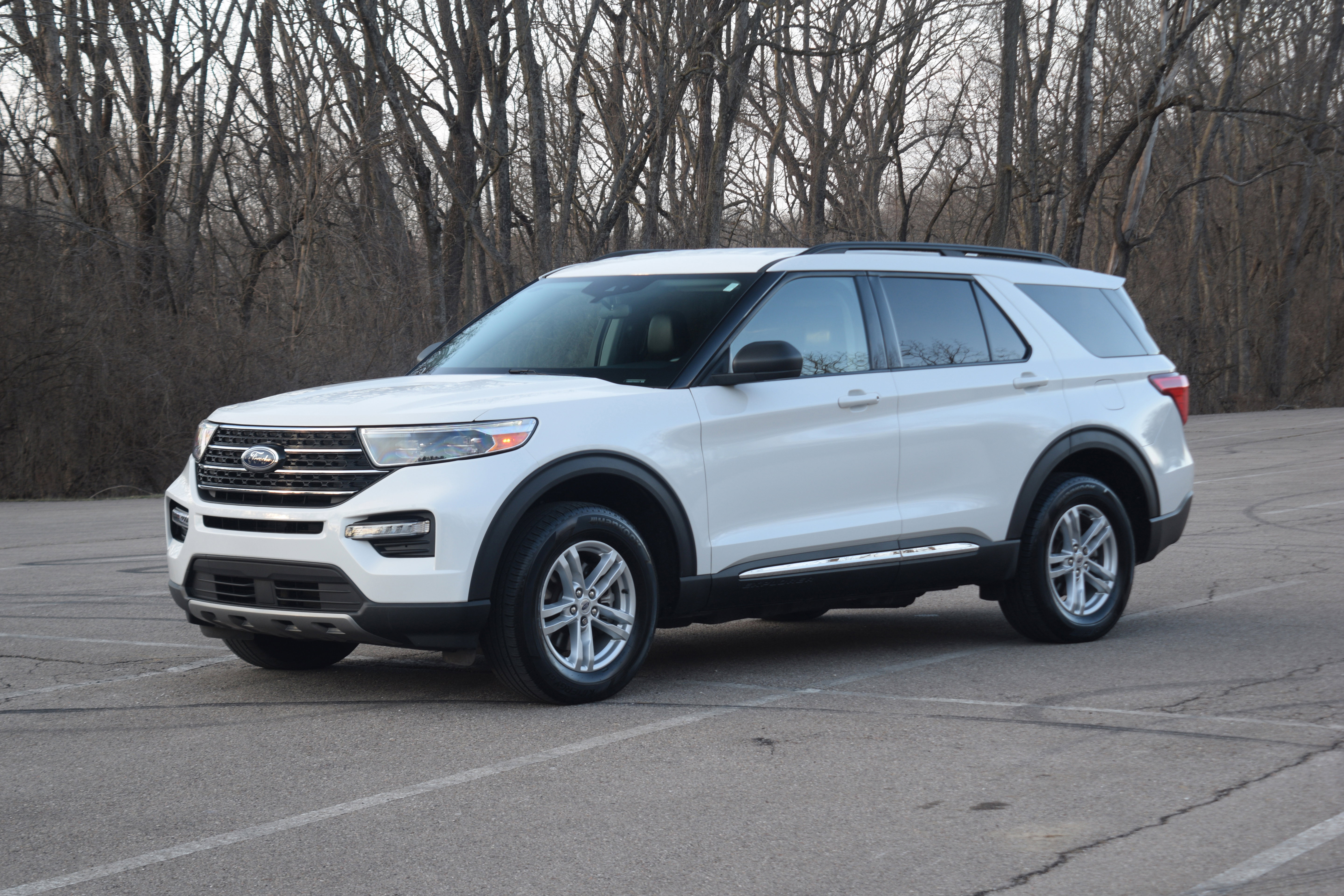 Used 2023 Ford Explorer XLT w/ Equipment Group 202A image 22