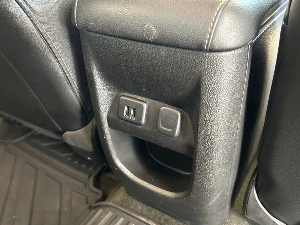 Used 2015 GMC Canyon SLT image 47