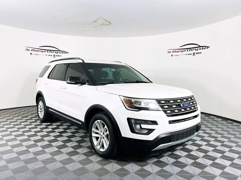 Used 2017 Ford Explorer XLT w/ Equipment Group 202A