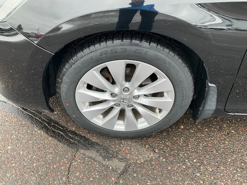 Used 2015 Honda Accord EX image 30