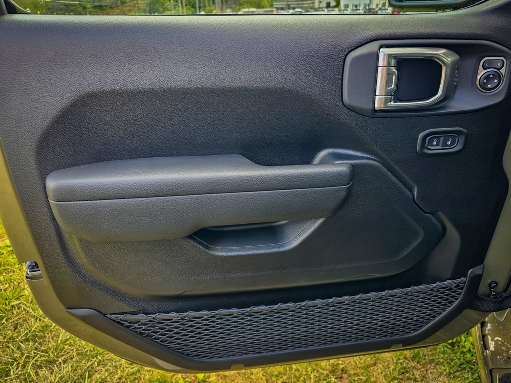 New 2026 Jeep Wrangler Unlimited Sport AWD/4WD image 9