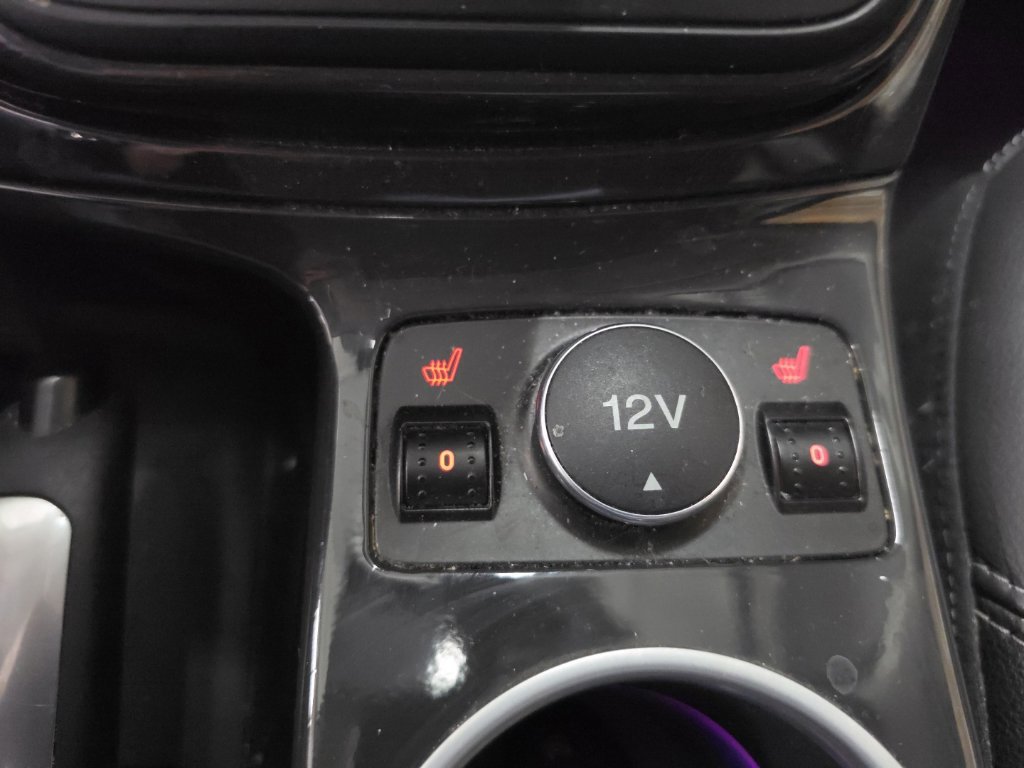 Used 2015 Ford Escape Titanium w/ Equipment Group 301A AWD/4WD image 11