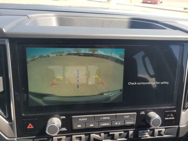 Used 2025 Nissan Frontier SV image 17